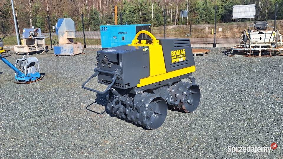 Walec drogowy BOMAG BMP 851 722 wacker RT wolf Trzebnica