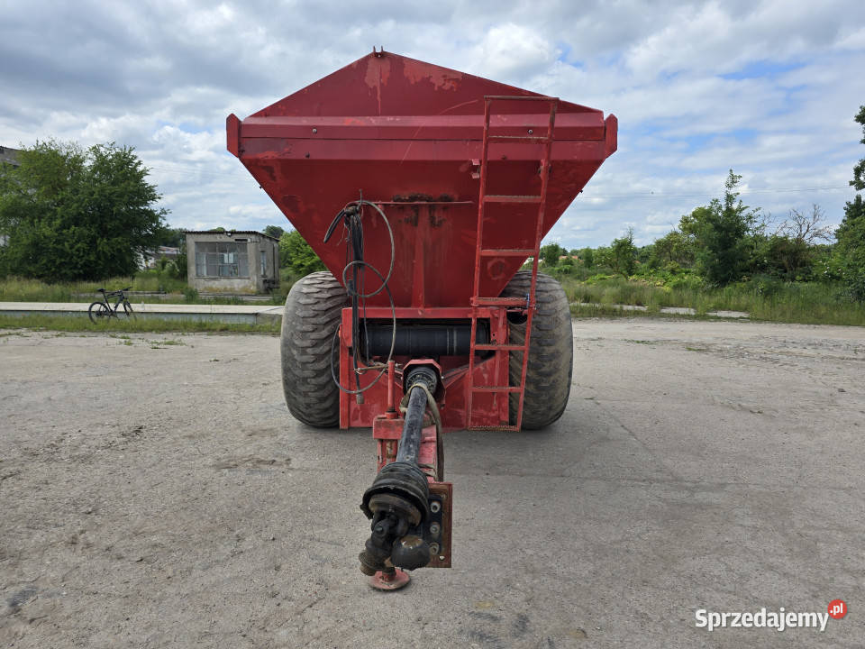 Rozsiewacz wapna nawozów BREDAL K105 Rozsiewacze nawozów lubuskie sprzedam