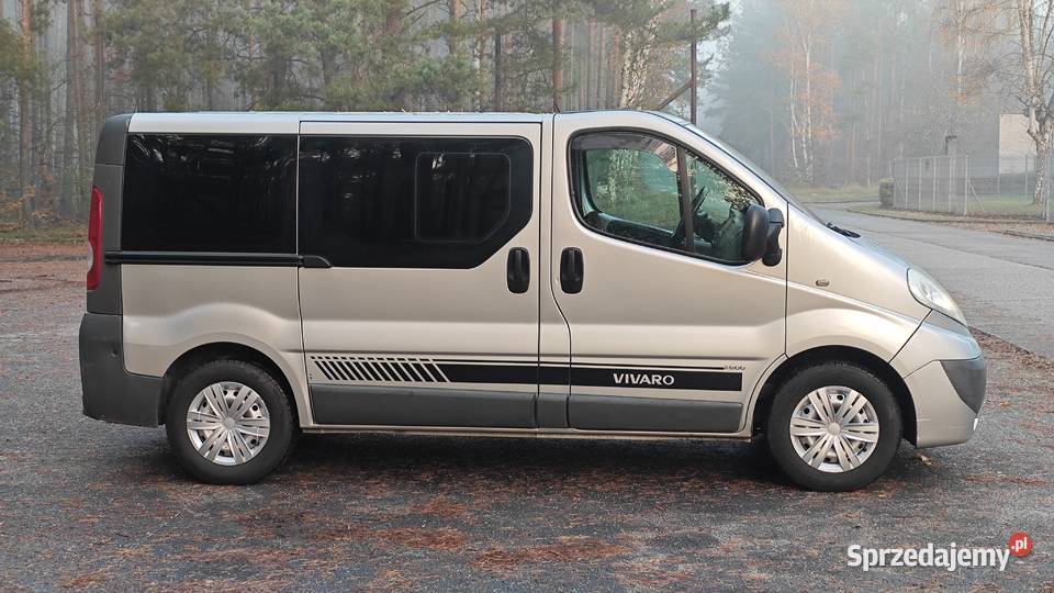 Opel Vivaro 9 osób