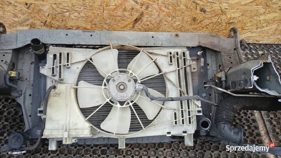 TOYOTA COROLLA E12 16 B PAS PRZEDNI KOMPLET 1C3 Pasy przednie i tylne Zbierkowo