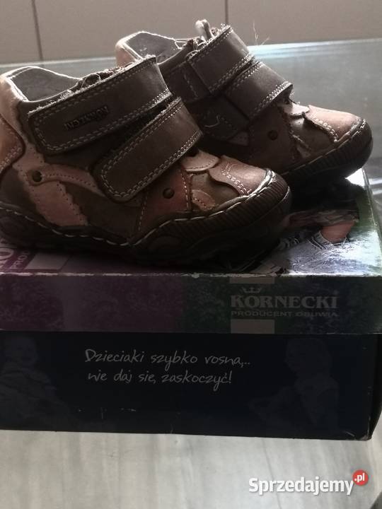 Sprzedam buty dziecięce skórzane z firmy Trzewiki i półbuty świętokrzyskie Staszów
