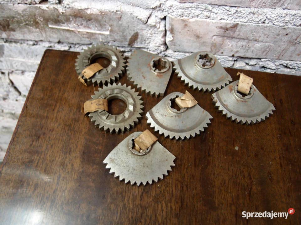 zębatka starterowa wsk 125 wypukła półksiężyc Zębatki napędowe Łódź