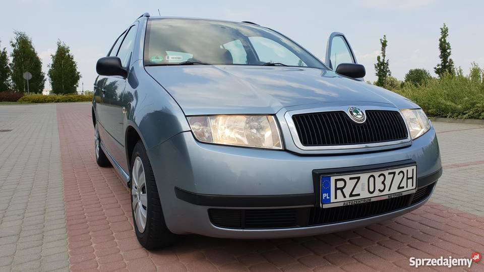 Skoda Fabia 14 MPI Klimatyzacja elszyby komputer relingi dachowe Rzeszów sprzedam