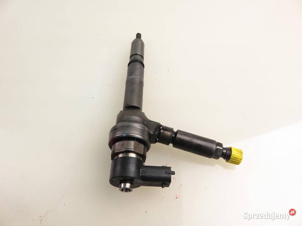 WTRYSKIWACZ OPEL ASTRA III H 17 CDTI 0445110175