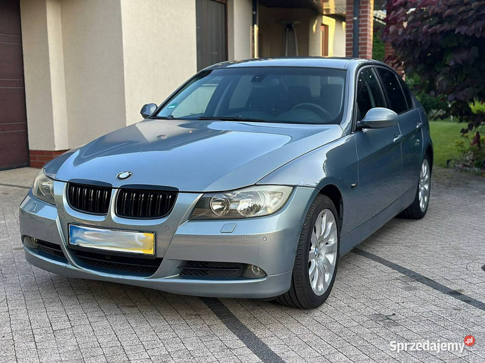 BMW 320 BMW e90 320i 150 Sedan Navi IDrive Xenon