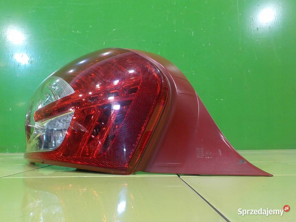 PEUGEOT 208 I 10 VTI 13r HB 5D lampa lewa tyl Lampy tylne mazowieckie Suków
