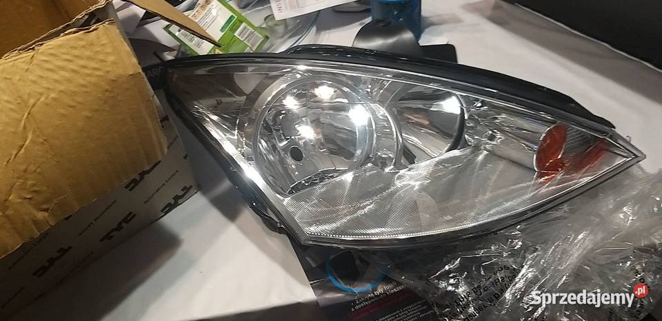 Lampa prawa przód ford focus kombii mk1 lift Nowy Sącz