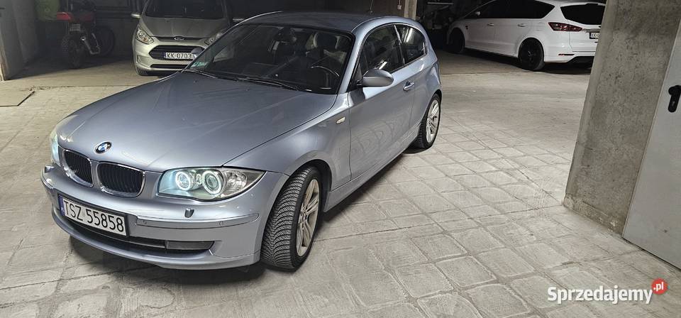 BMW serii 1 2008 116i Benzyna 122 Rok produkcji 2008 Kraków