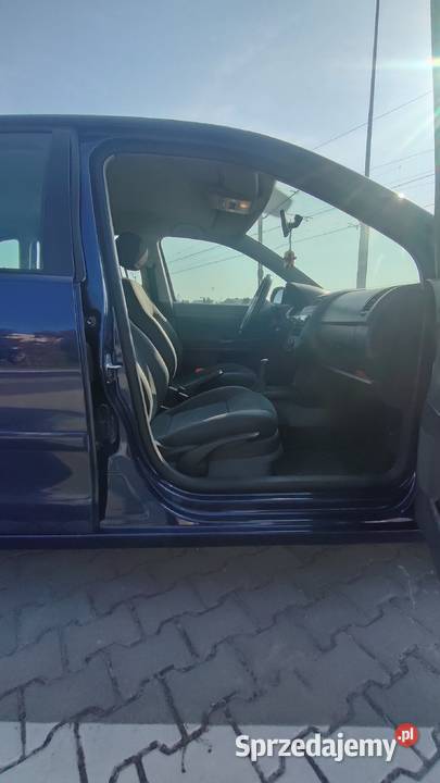 Volkswagen Polo IV Comfortline 12 64 1198cm3 Zagórze