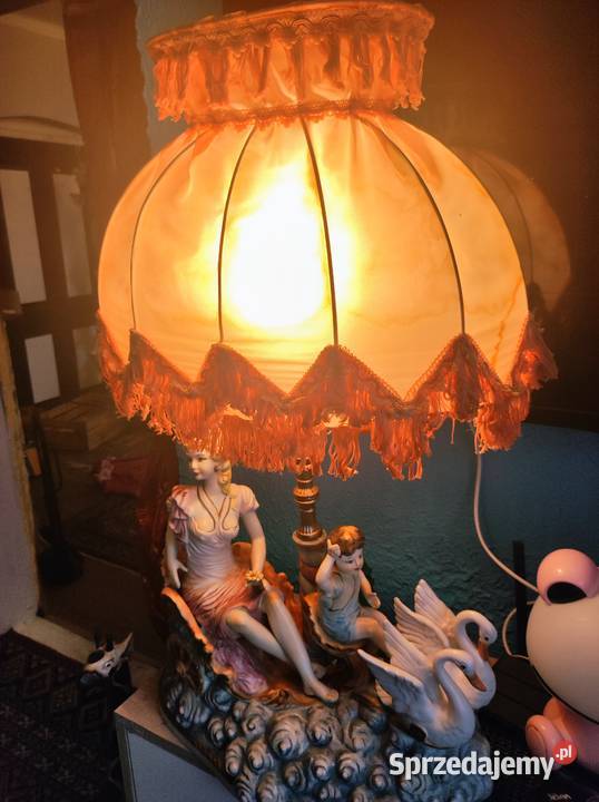 Porcelanowa lampa Capodiamonte Antyki, Sztuka, Kolekcje Łagiewniki