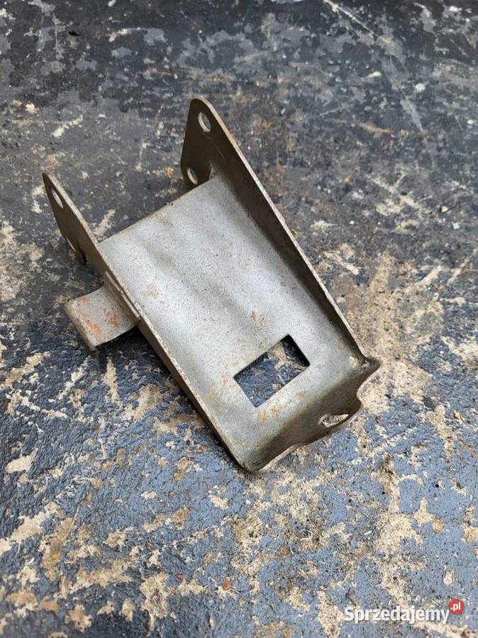 ZUNDAPP DB 200 DL 200 DB 201 PODSTAWA AKUMULATOR Mocowania i uchwyty sprzedam