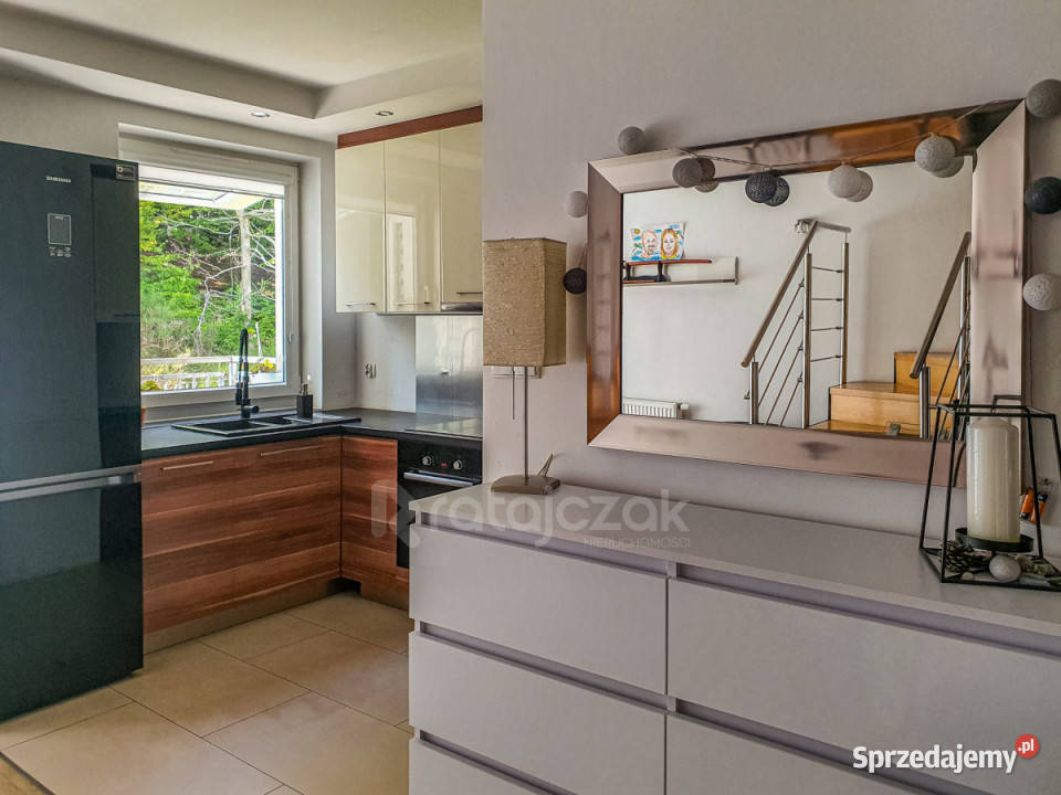 sprzedaży mieszkania 678m2 4pok Reda sprzedam