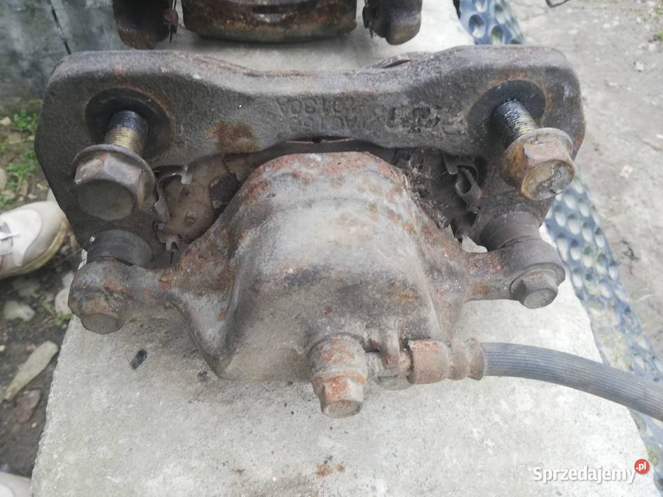 Zacisk przód prawy lewy Kia carens ii 2 Zaciski i jarzma Stary Sącz