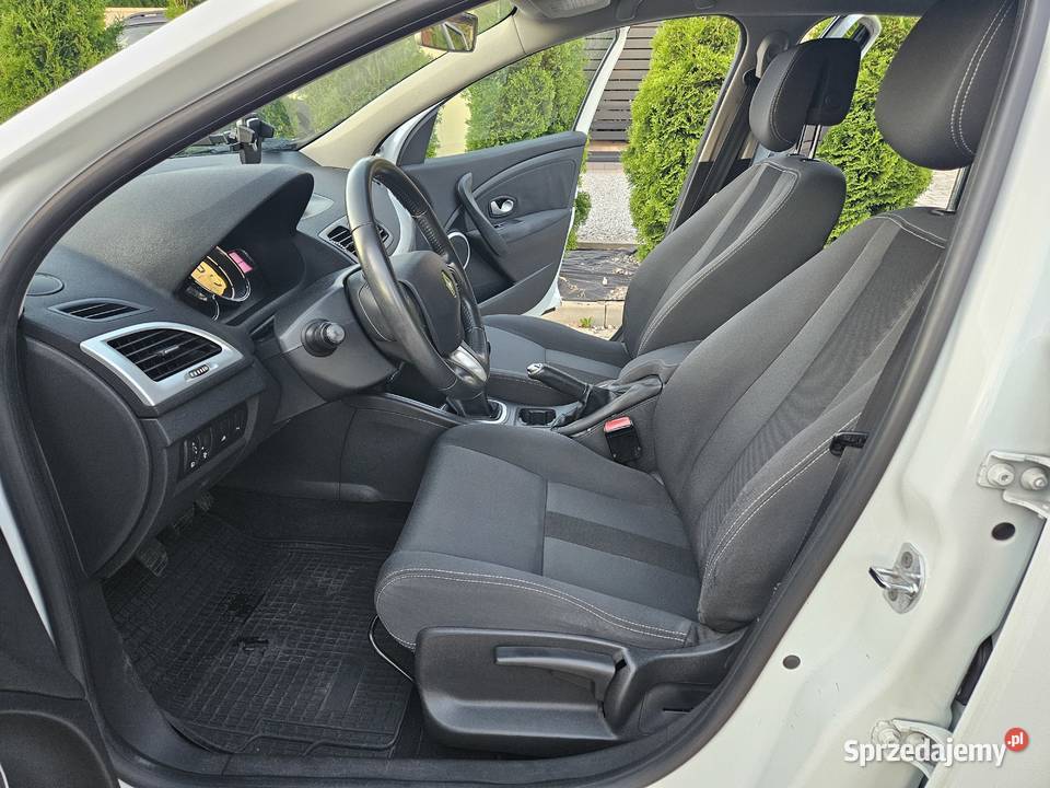 Renault Megane 2008 16 bogata wersja nowe nieuszkodzony Rzeszów sprzedam