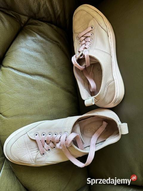 Buty damskie Venezia 37 różowe ze skóry Venezia Częstochowa