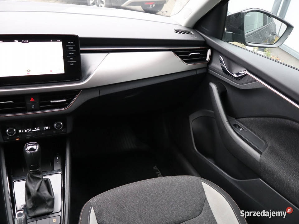 Skoda Scala 15 TSI światła przeciwmgielne Scala Katowice sprzedam