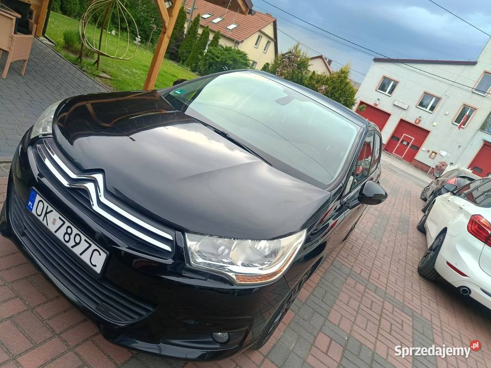 Citroen C4 16 Benzyna 2011r Sprawny światła przeciwmgielne Bierawa