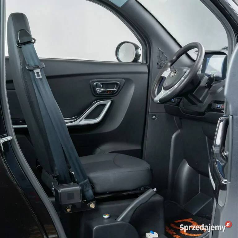 skuter elektryczny zabudowany z dachem MICRO CAR małopolskie