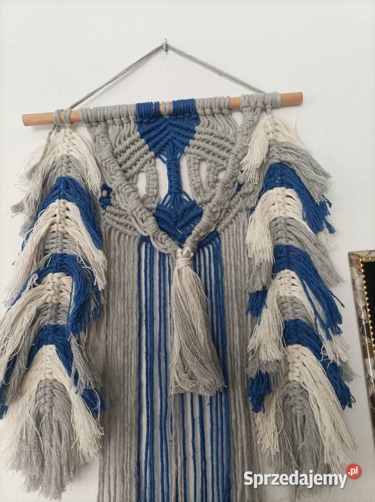 Kolorowa dekoracja na ścianęmakrama Częstochowa