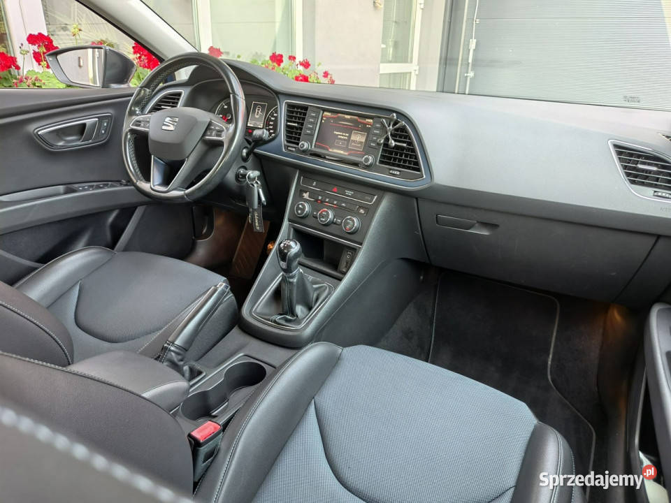 Seat Leon wersja ST 16TDI 110 mały przebieg Kęty