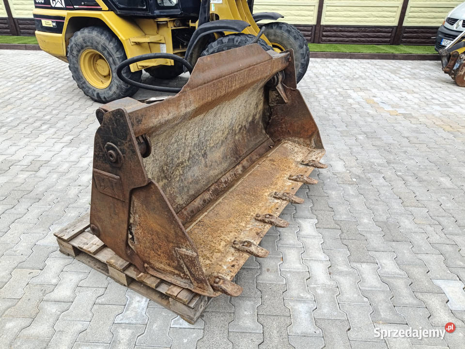 Ładowarka kołowa CAT 906 łyżka krokodyl widły Strzyżew sprzedam