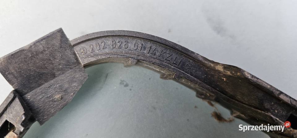 Mocowanie kierunkowskazu slizg mercedes w202 Zbąszyń