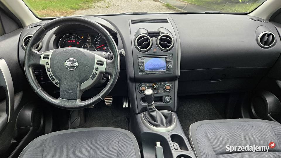 Nissan Qshqai 2010r 20 benzyna 141 zadbany Rok produkcji 2010 Wrocław