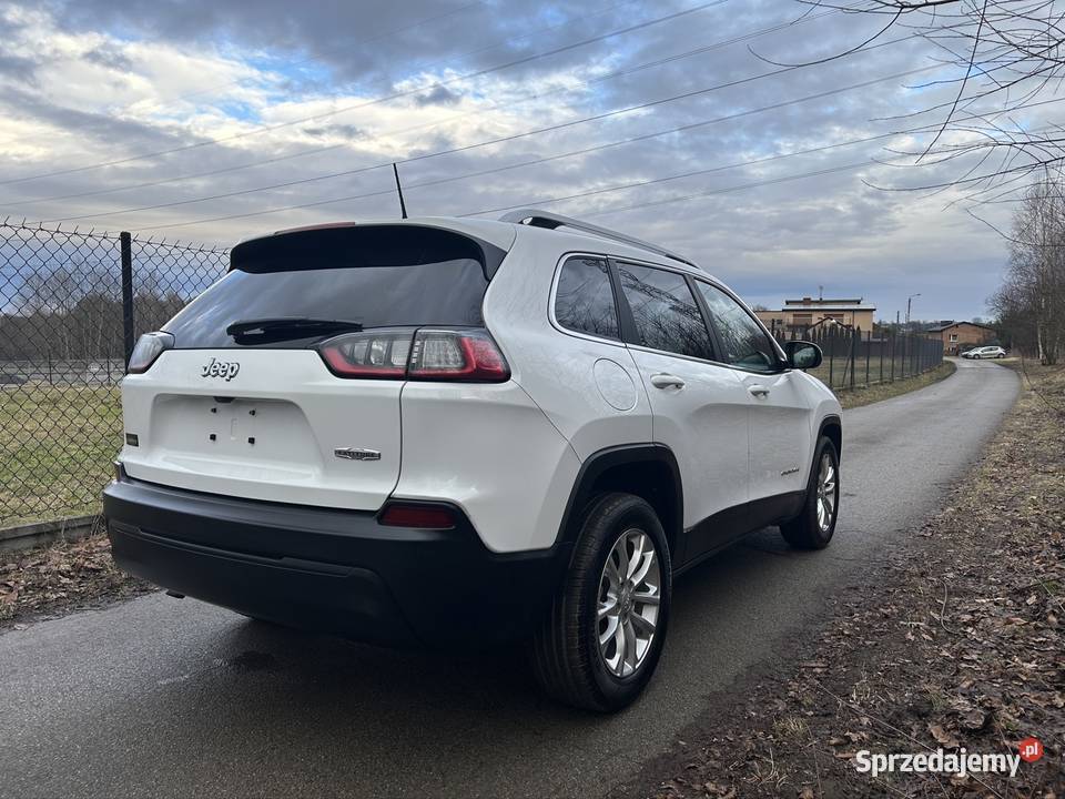 Jeep Cherokee 24 Benzyna 180 LED CarPlay Automat Sumina