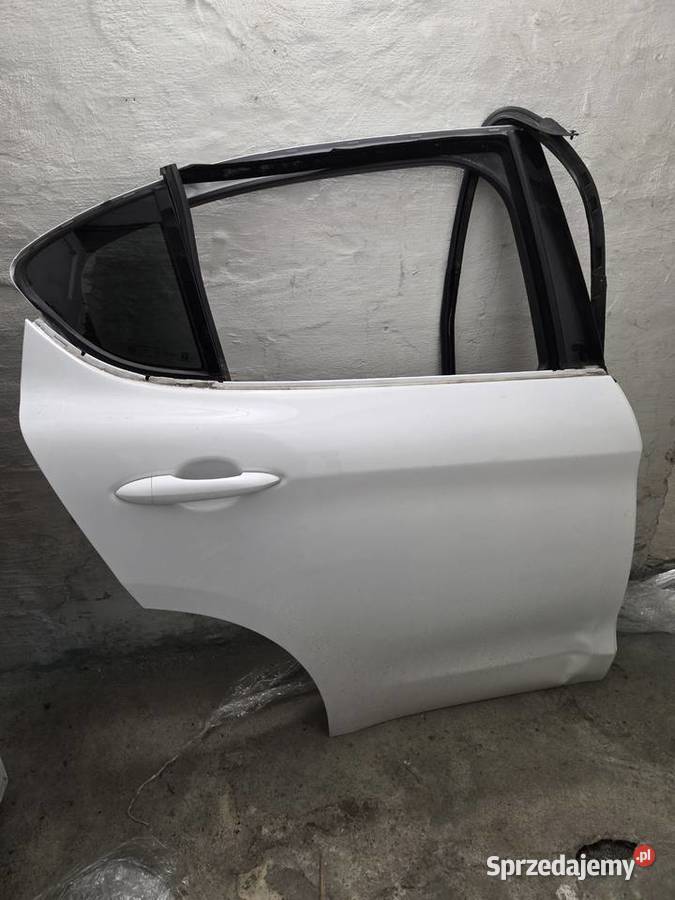 Alfa Romeo Stelvio Drzwi Prawy Tył śląskie sprzedam