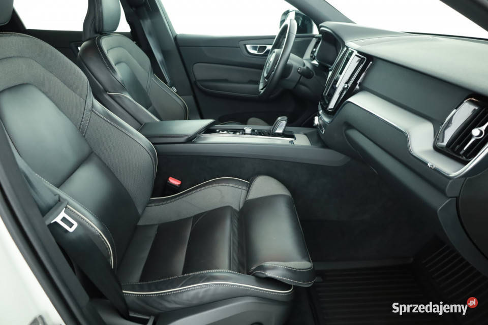 Volvo XC60 B5 Piaseczno