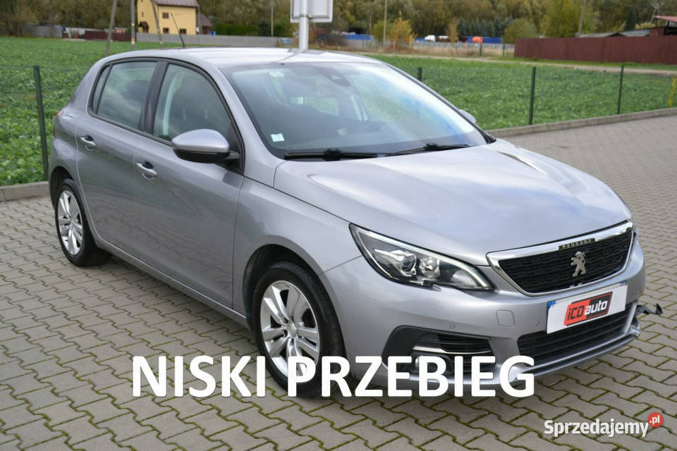 Peugeot 308 NISKI PRZEBIEG model na 2020r 110 Rok produkcji 2019 Kęty sprzedam