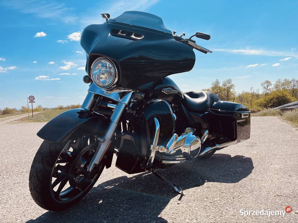 HarleyDavidson FLHX 107 Street Glide śląskie Rogów