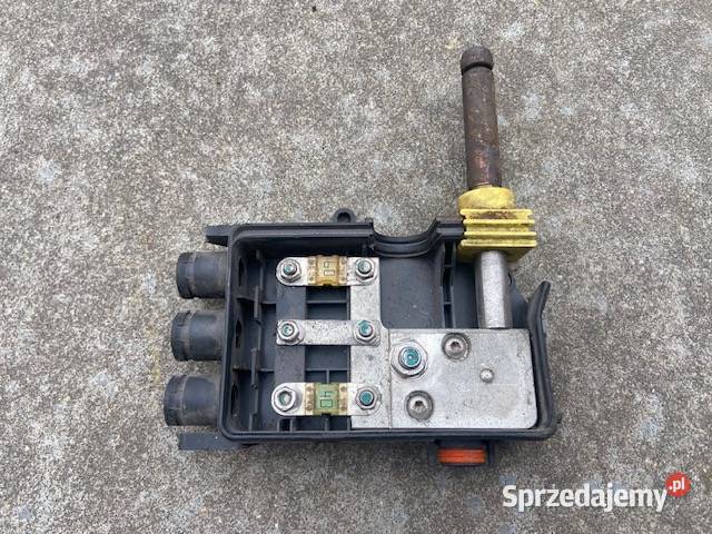 Adapter Rozdzielacz MP3 MP4 9305462240 ADR Skrzynki bezpieczników lubuskie