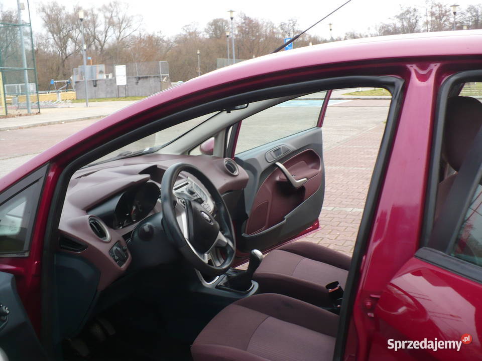 Ford Fiesta Idealny do Jazdy Klima Bogate Rok produkcji 2010