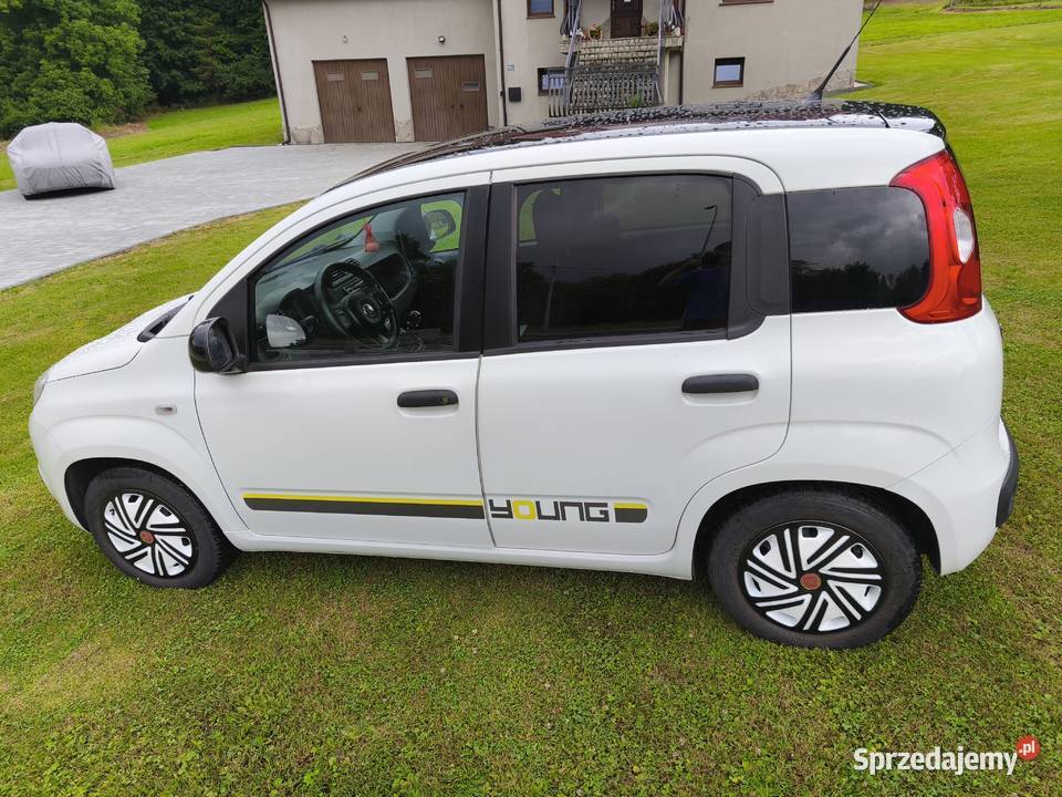 Fiat Panda III WERSJA YOUNG super stan niski nieuszkodzony Panda