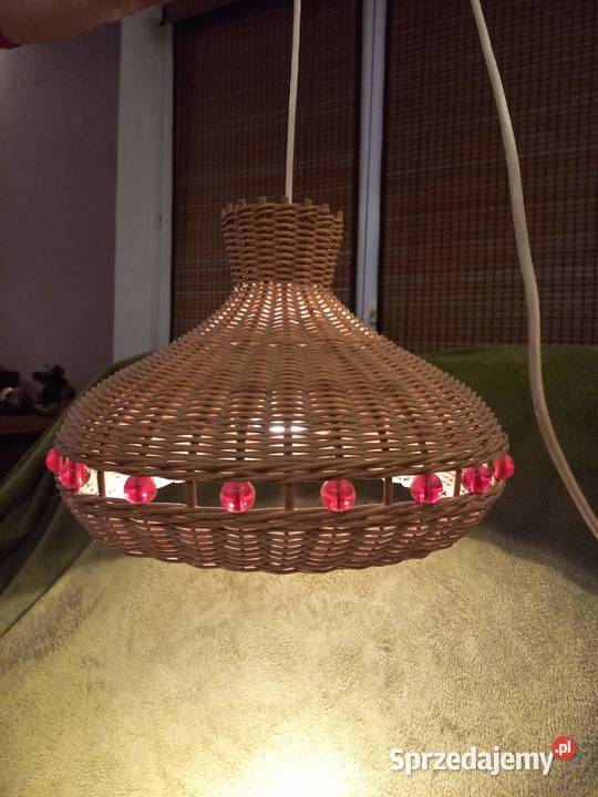 Lampa wiszącażyrandol z wikliny z czerwonymi Lipno