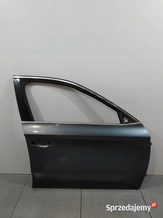 DRZWI PRAWE PRZÓD Skoda Superb III 2015