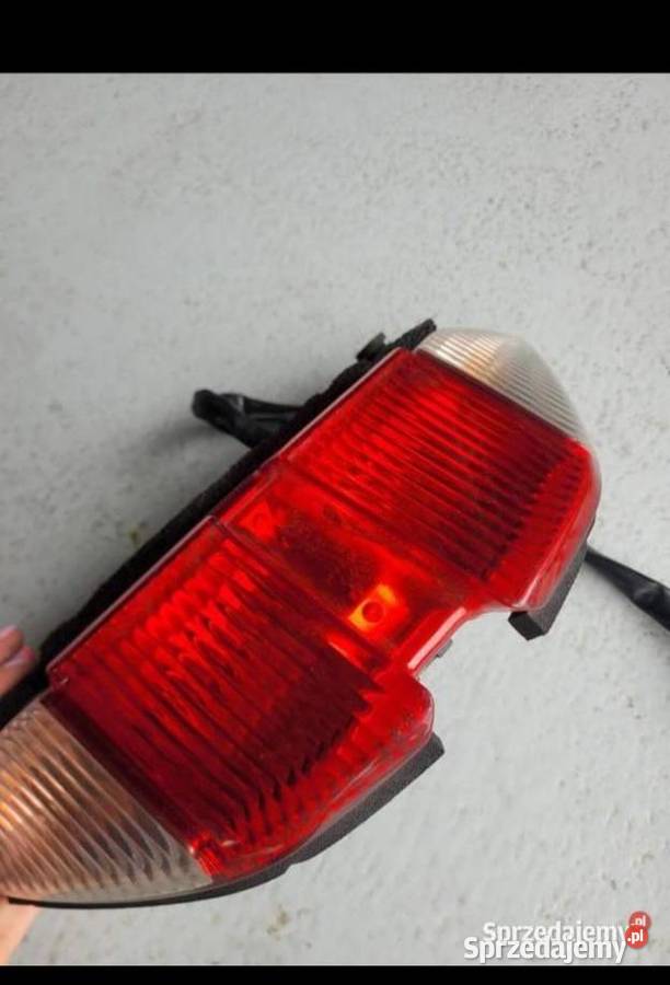 YAMAHA FJR 1300 2012 LAMPA TYŁ TYLNA Lampy tylne Nowy Tomyśl
