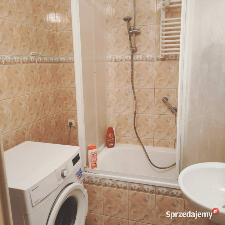 oferuję do wynajęcia pokój jednoosobowy