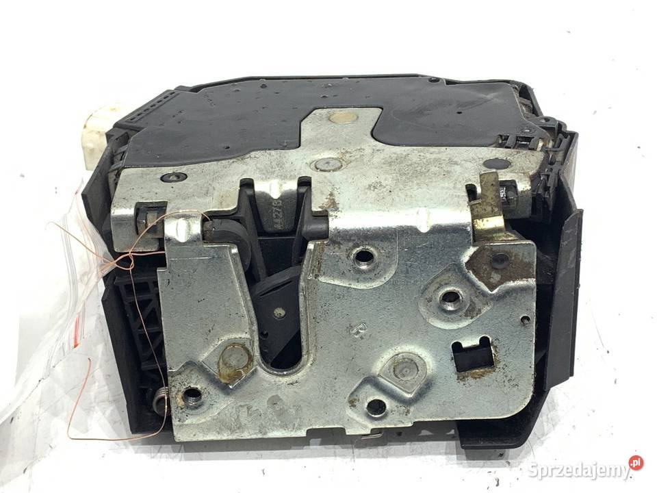 ZAMEK DRZWI PRAWY TYŁ LAND ROVER FREELANDER I