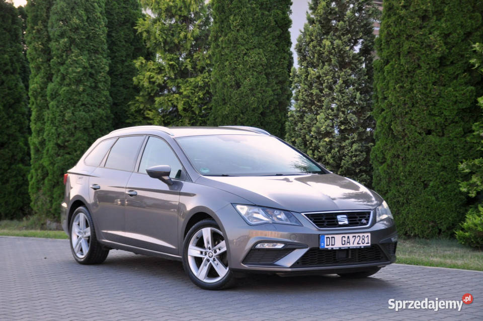 Seat Leon 14T125FRLedRadar ACCCar komputer pokładowy Ostrów Mazowiecka