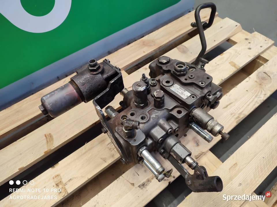 Rozdzielacz hydrauliczny HYDAC 3472395 FENDT 826 Wilkowo