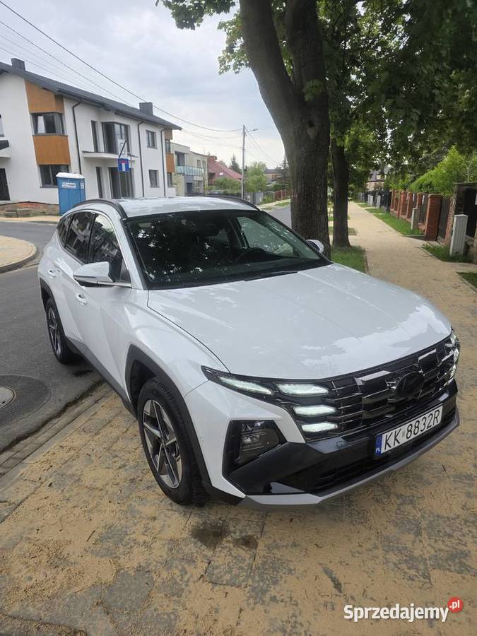 Hiundai Tucson 16 Hev executive z pakietem Częstochowa