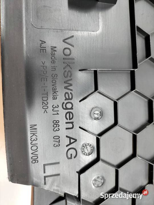 OSŁONA BOCZNA TUNELU LEWA PRAWA KOMPLET Skoda Osłony i zaślepki