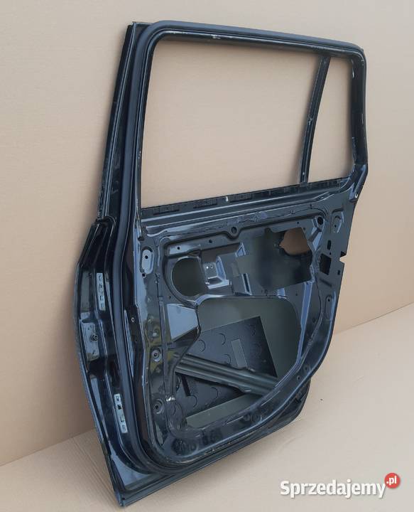 BMW 5 E61 KOMBI DRZWI PRAWY TYŁ PRAWE TYLNE osobowe Trzciel