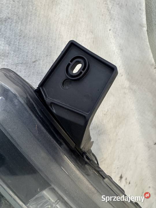 Lampa lewy przód Ford Explorer 1014 Rok produkcji 2012 Jasienica
