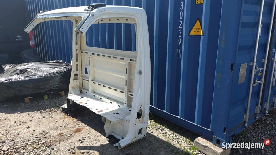 PLECY DACH TYŁ KABINA IVECO DAILY V024051 2014 dostawcze śląskie Bielsko-Biała sprzedam