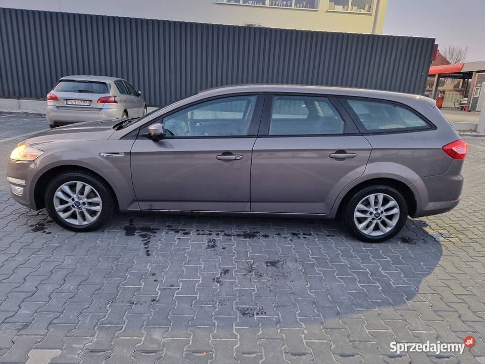 Ford mondeo kombi 2013 16 benzyna klimą itp Mondeo Gniezno
