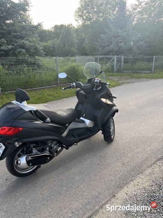 Piaggio mp3 300ie czterosuwowy Miechów sprzedam