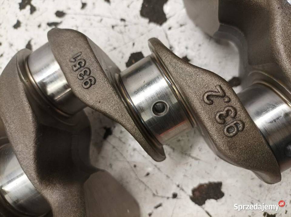 WAŁ KORBOWY 31359350 20 D D3 D4 Volvo V40 II osobowe Blok silnika Blok silnika